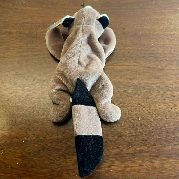 Ringo the Raccoon Ty Beanie Baby -  Style Number #4014 - Picture 6 of 6
